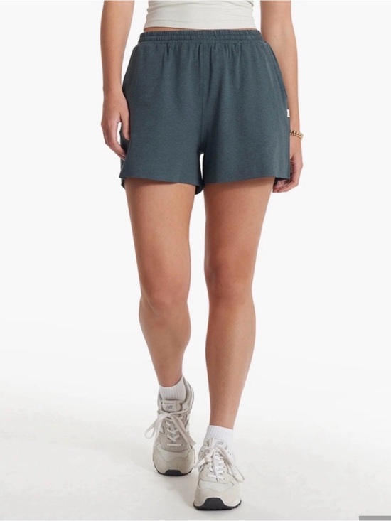 Vuori Pants - Vuori boyfriend Shorts (VW3007), Stone Heather, Size S